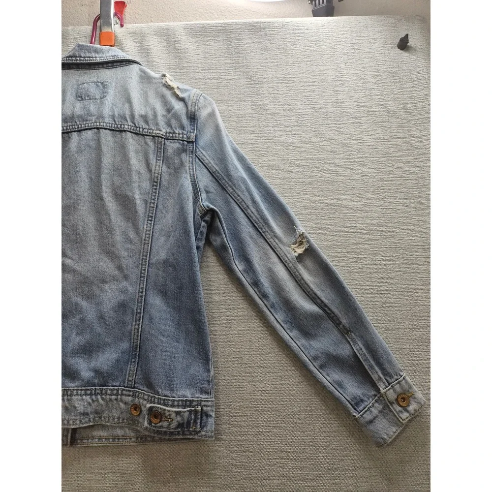 Old Navy Trucker Jacket Womens Medium Blue Cotton Distressed Casual Button Front